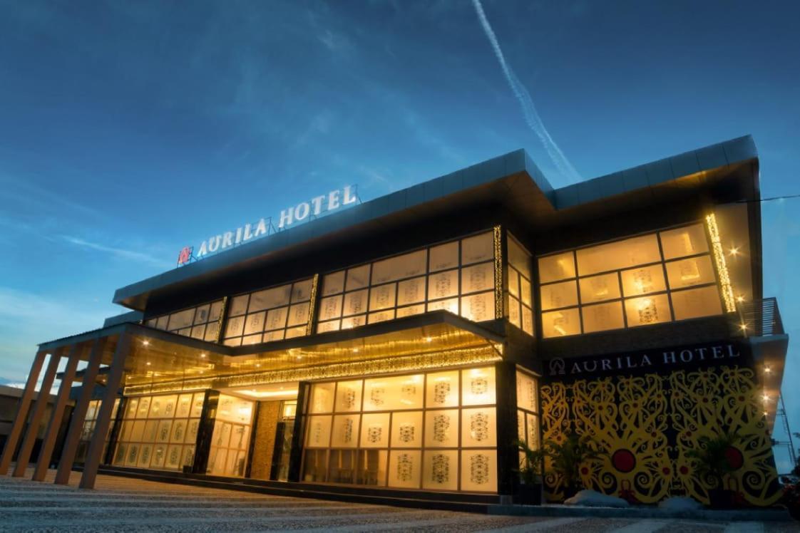 Aurila Hotel Palangkaraya Bagian luar foto